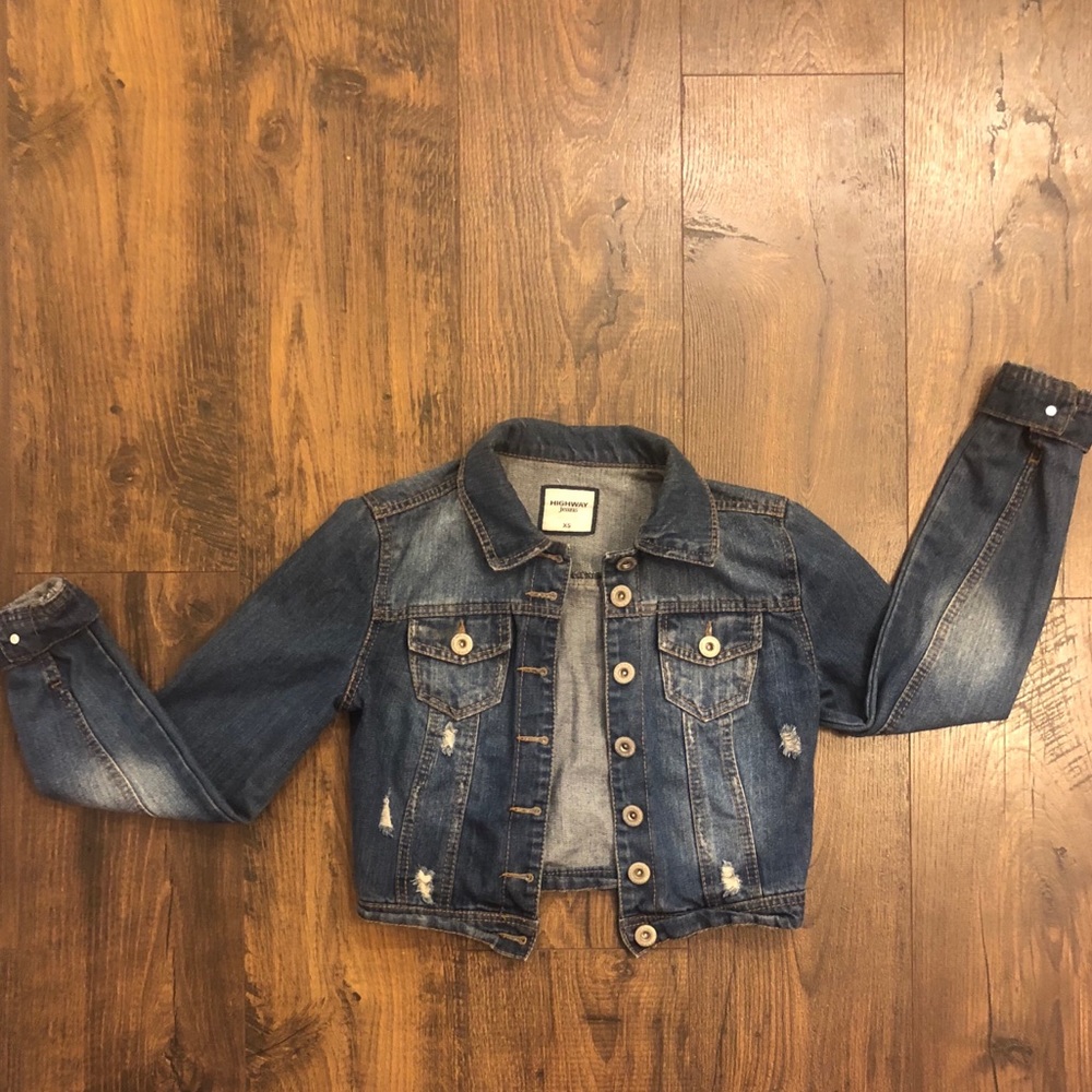 Dark wash jean jacket